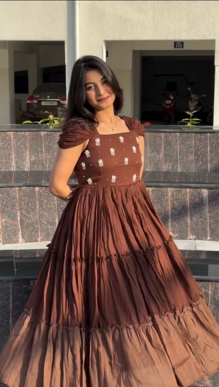 Pure MUL Mul Cotton Gown With Maggam Work