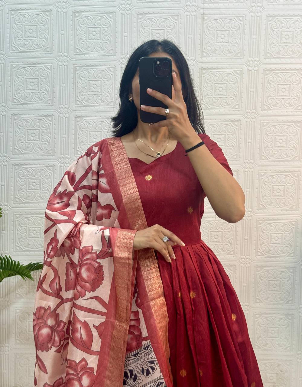 Trendy Jacquard Weaving Zari Butti Gown Set with Soft Silk Zari Dupatta