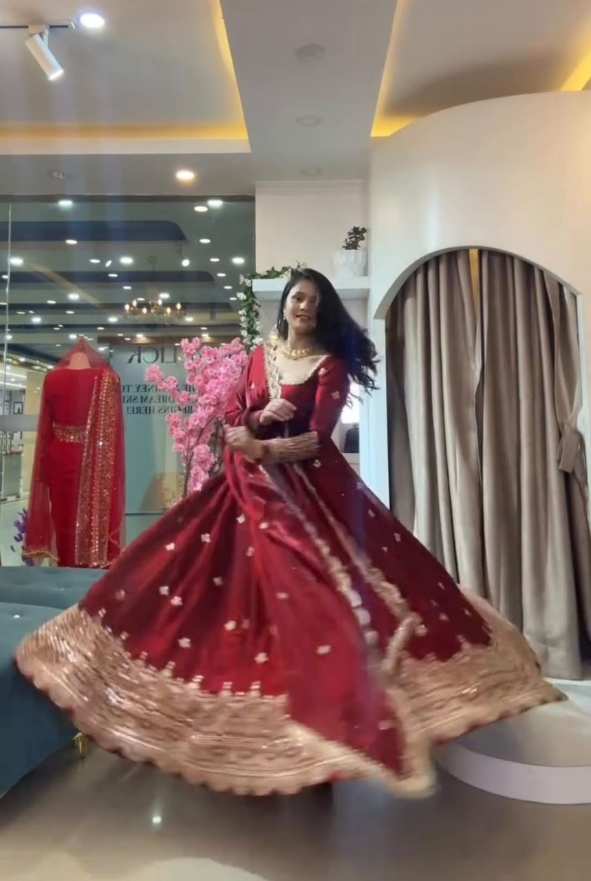 Launching Designer Party Wear Look Gown With Duppata And Pent