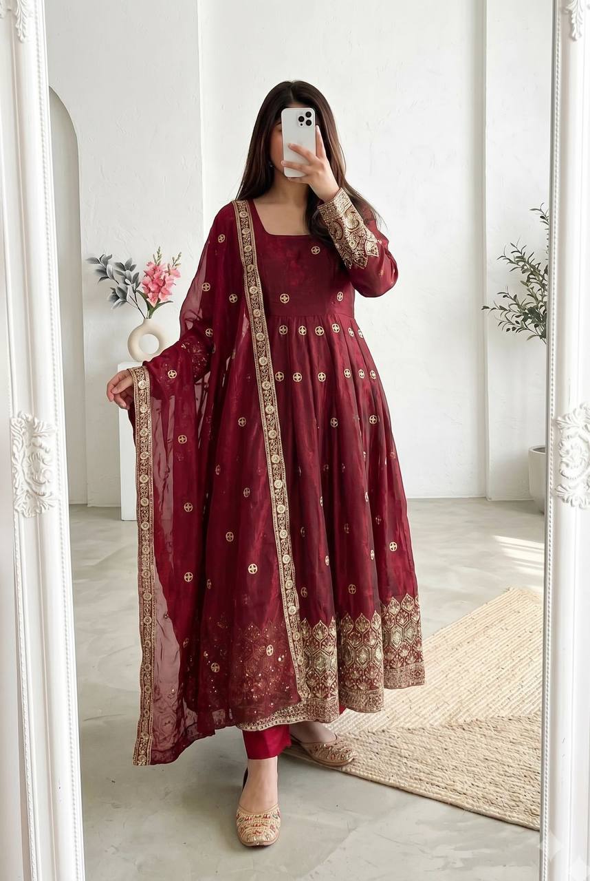Designer Party Wear Look Gown Collection