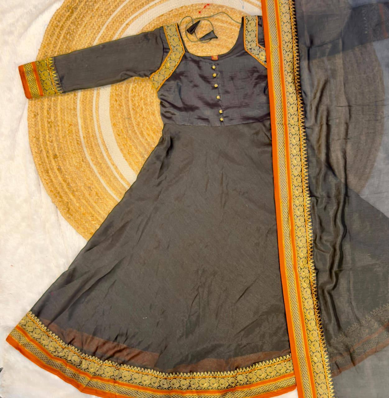 Traditional Anarkali Gown & Duppata