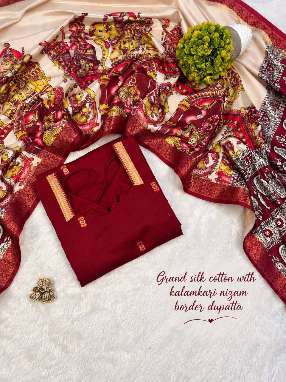 Mangalagiri Butta Silk Cotton Top Set with Chennuri Silk Kalamkari Dupatta