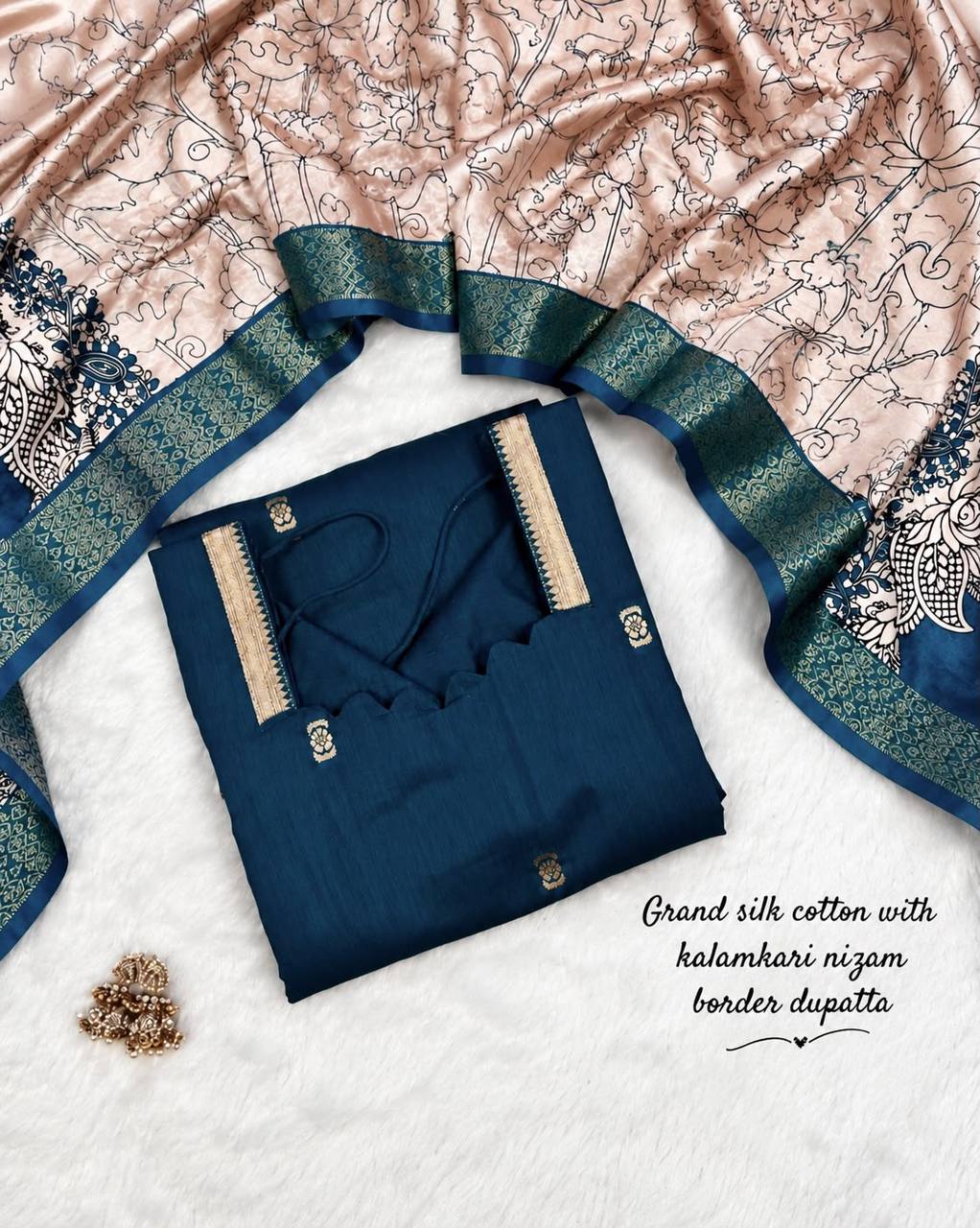 Mangalagiri Butta Silk Cotton Top Set with Chennuri Silk Kalamkari Dupatta