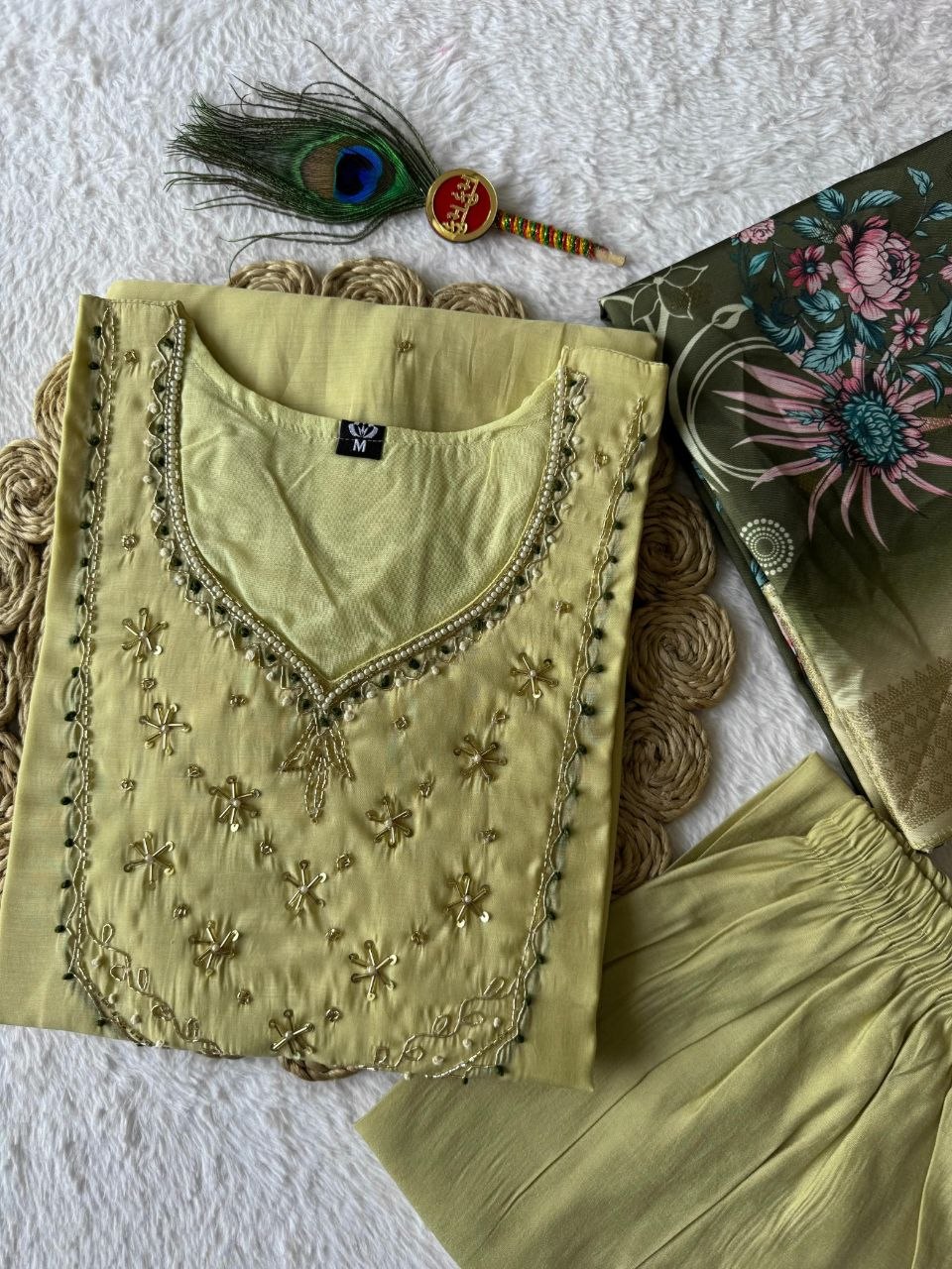 Premium Mul Chanderi Kurti Sets With Duppat And Pant