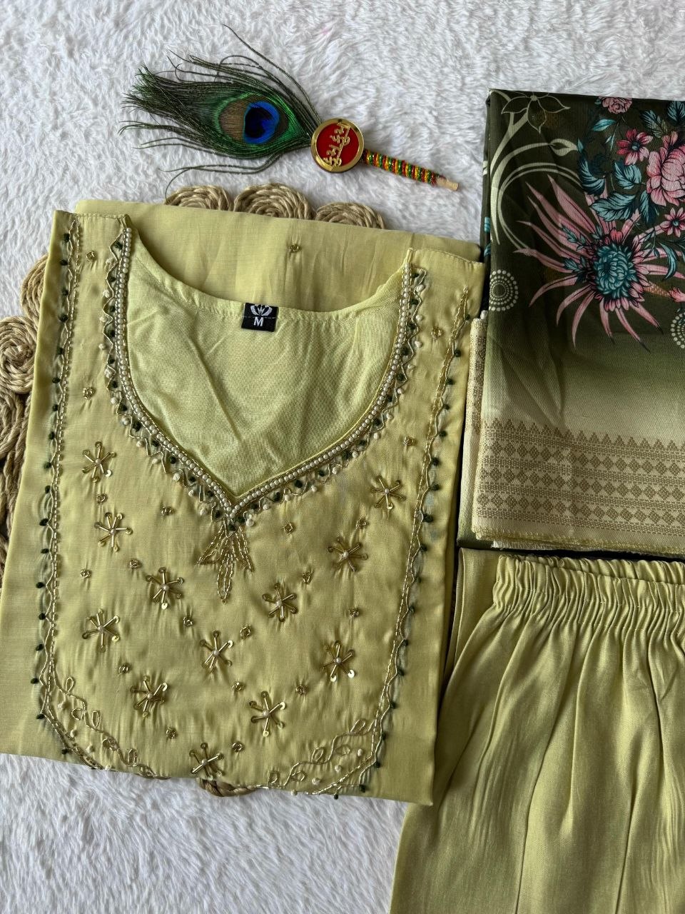 Premium Mul Chanderi Kurti Sets With Duppat And Pant