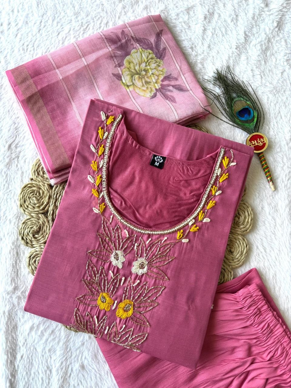 Premium Mul Chanderi Kurti Set With Duppat And Pent