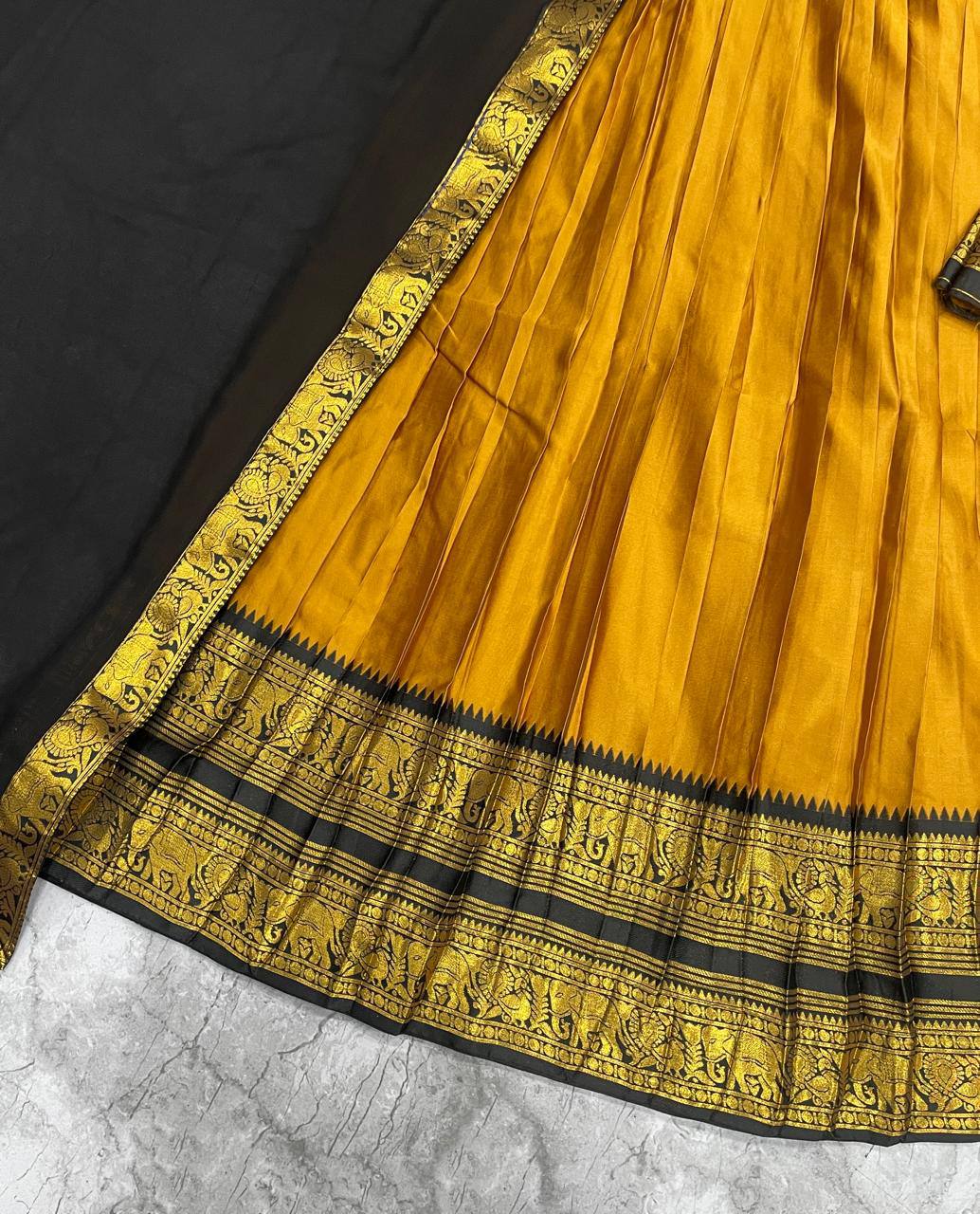 South Indian Kanci Cotton Silk Zari Weaving Lehenga Choli Set with Georgette Dupatta for Women