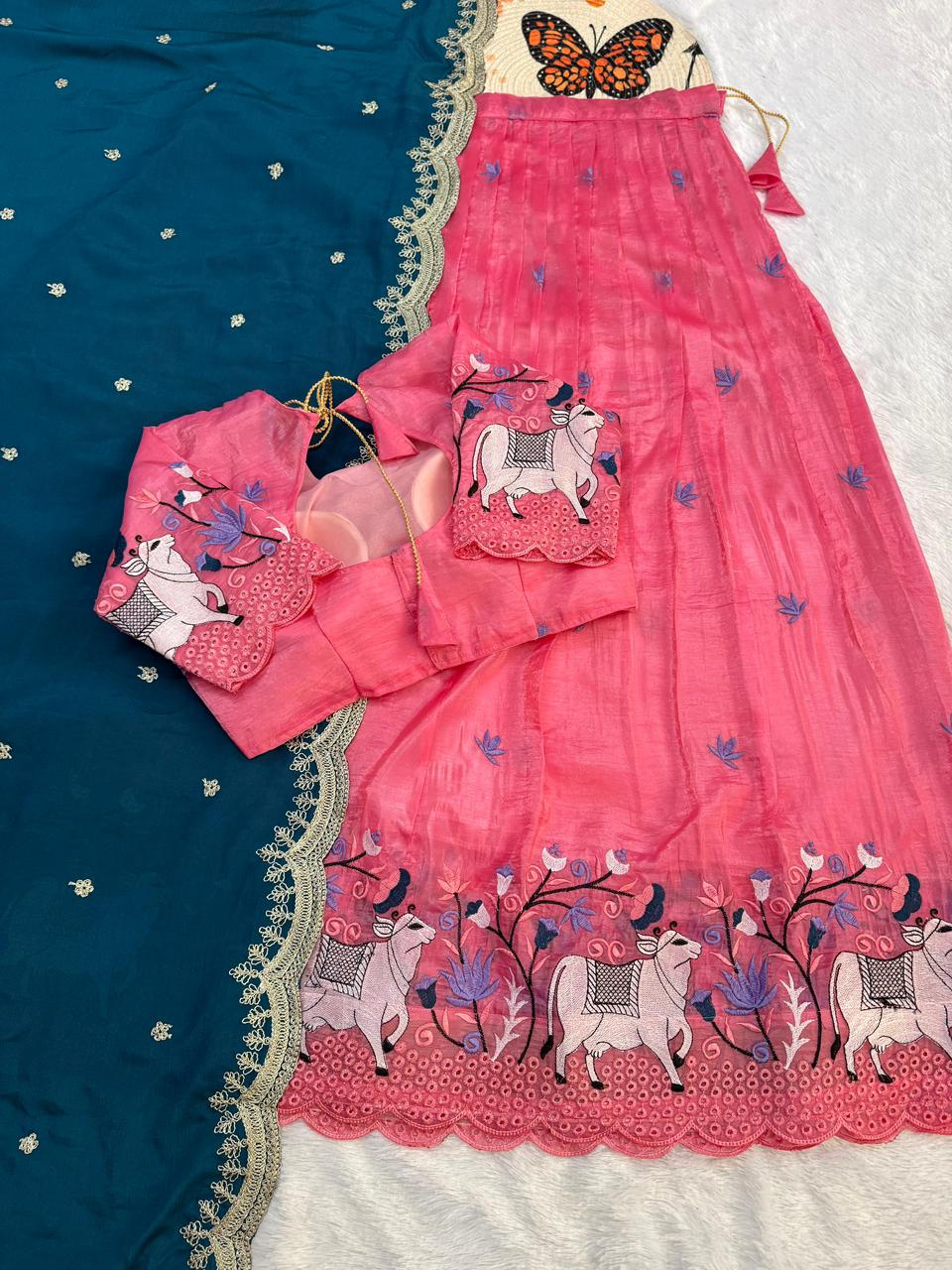 Lehanga , Blouse & Dupatta