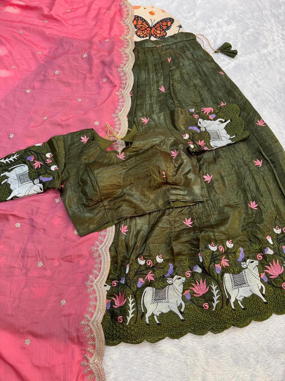 Lehanga , Blouse & Dupatta