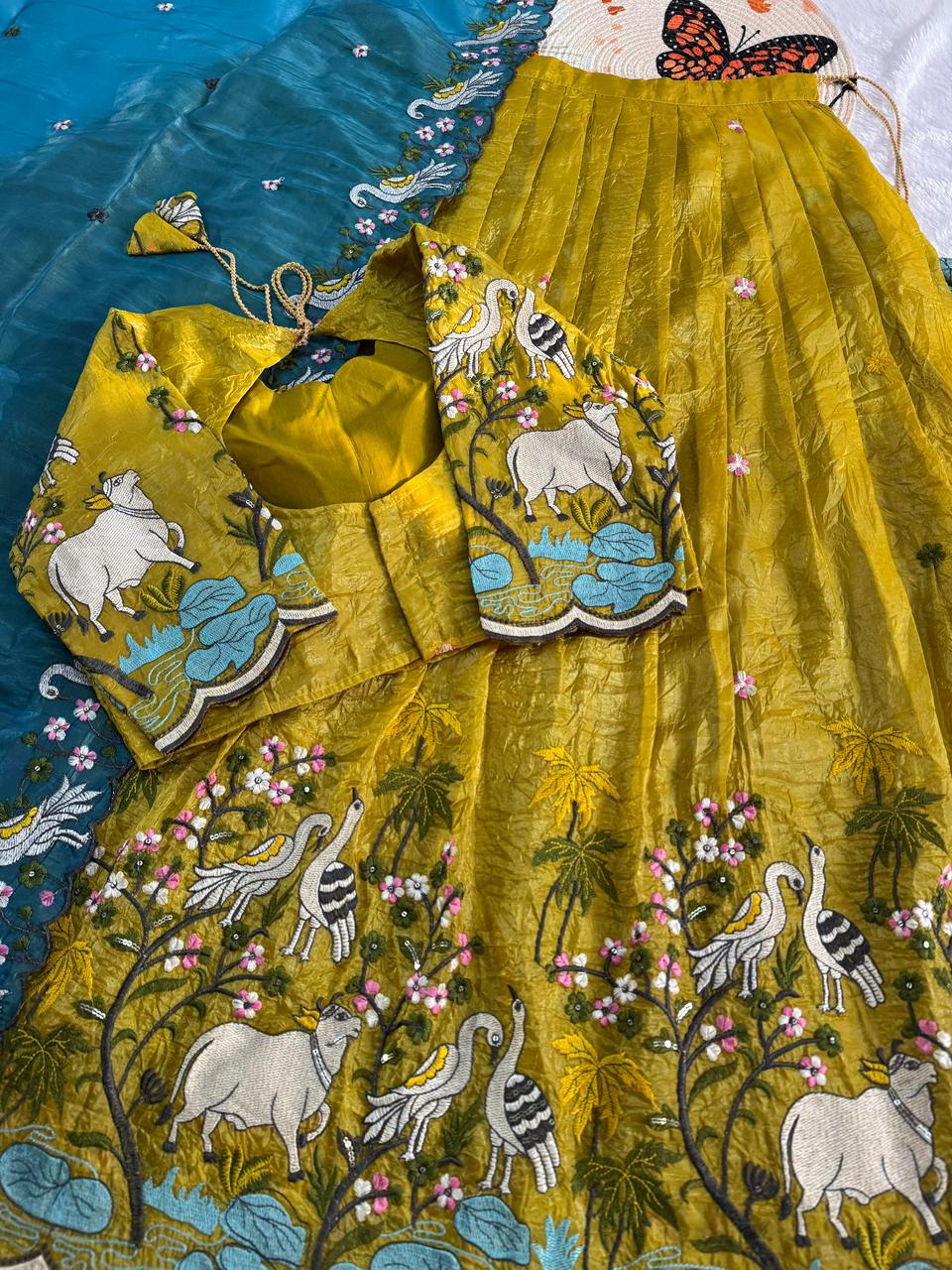 Lehanga , Blouse & Dupatta