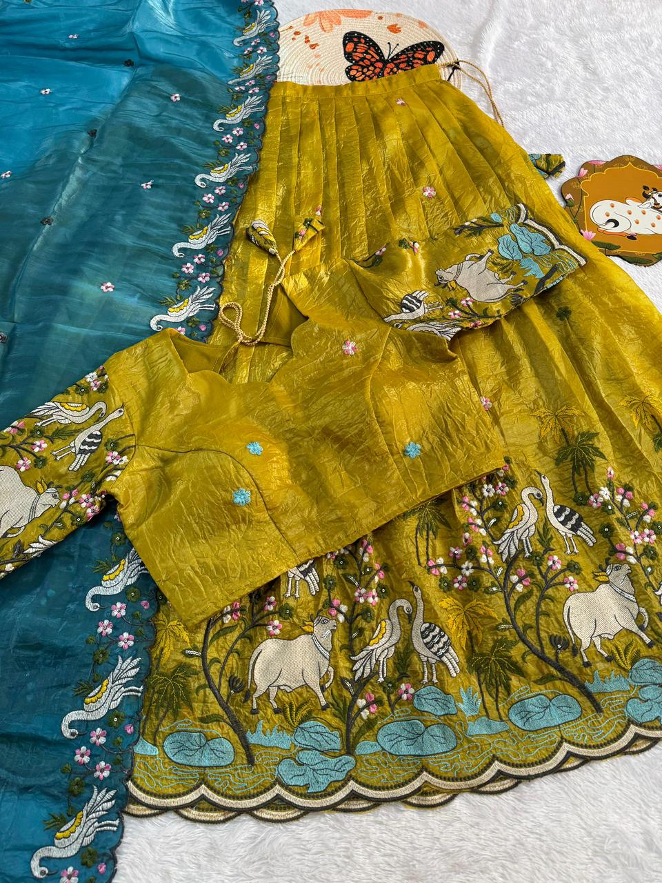 Lehanga , Blouse & Dupatta
