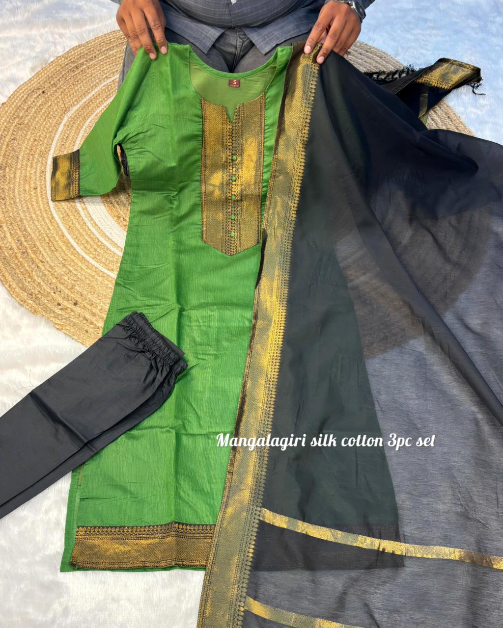 Premium Kurti Set