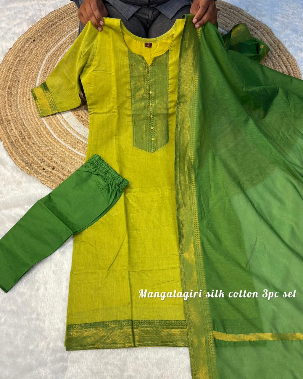 Premium Kurti Set